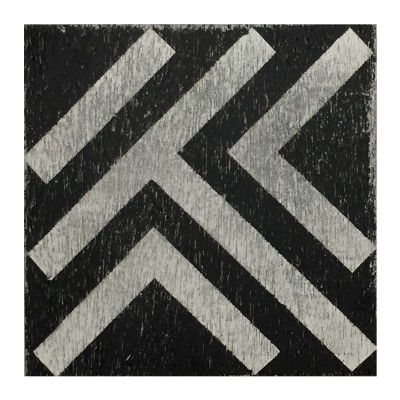 22—Distinct-(512)—KAUFMAN—18×18