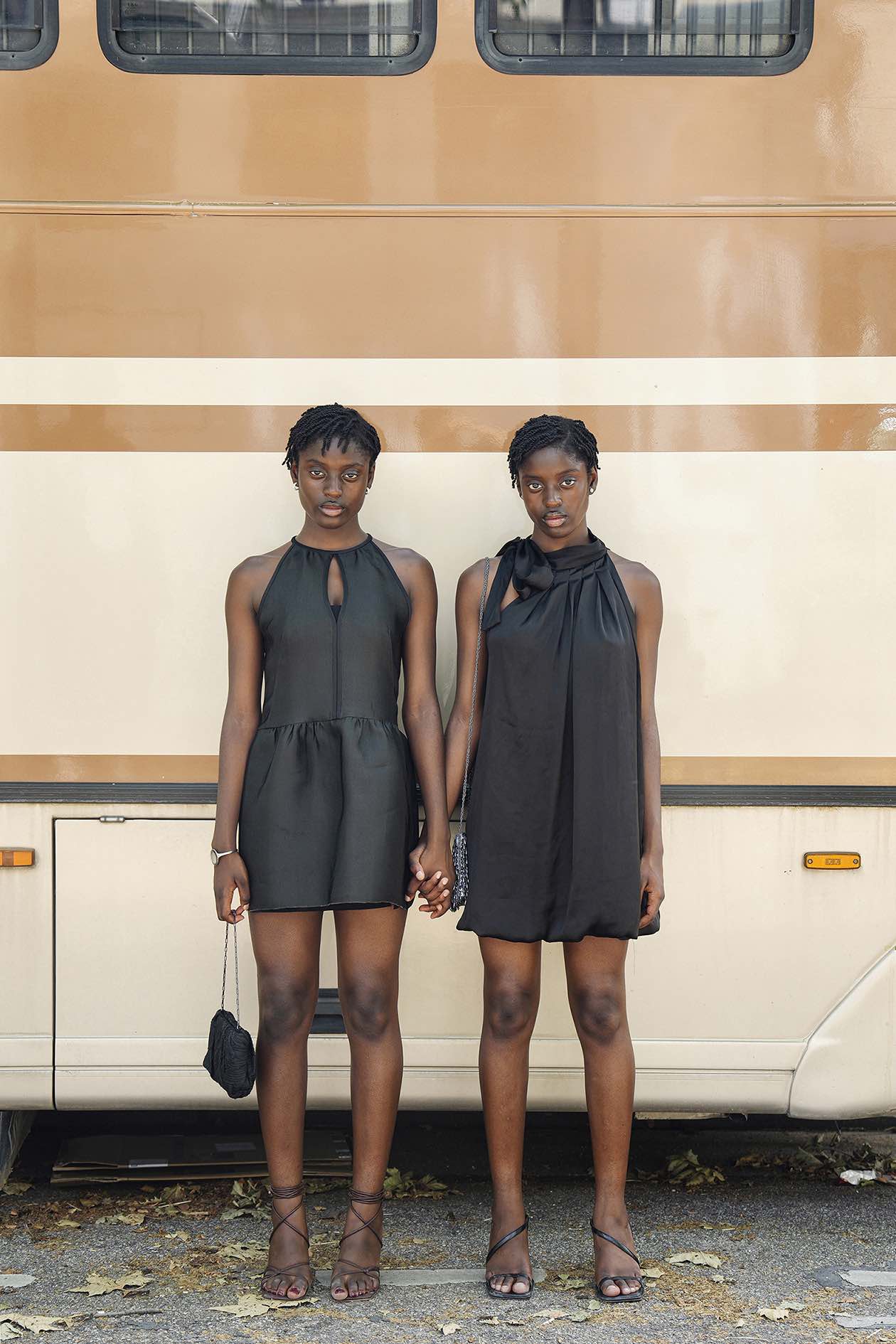 Miguel Trillo Paris 2023, (serie Pasarelas), exposición, "Existencias" (Swinton Gallery, Madrid, 2026)